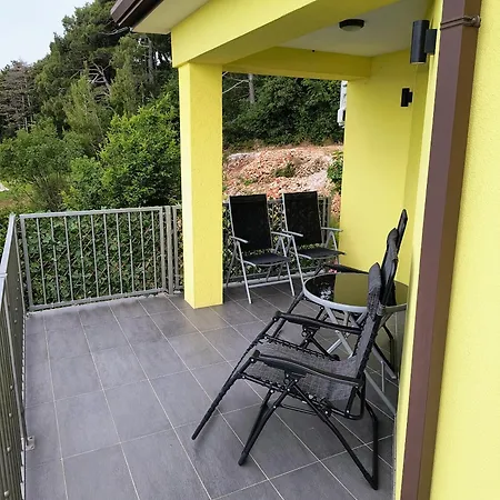 Apartment With A Parking Space Plomin, Labin - 23374 *